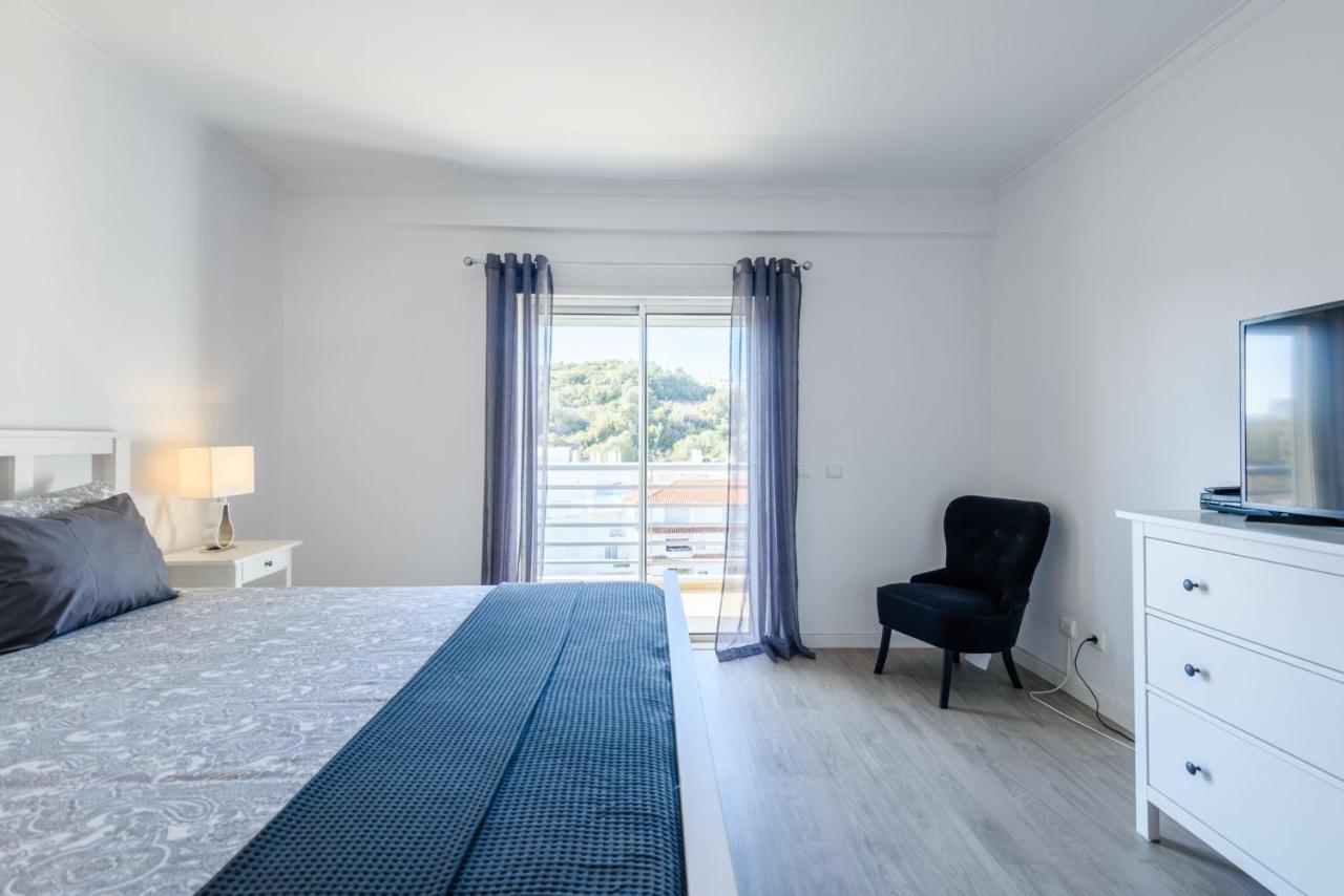 Amazing Apartment In อัลบูเฟรา ภายนอก รูปภาพ