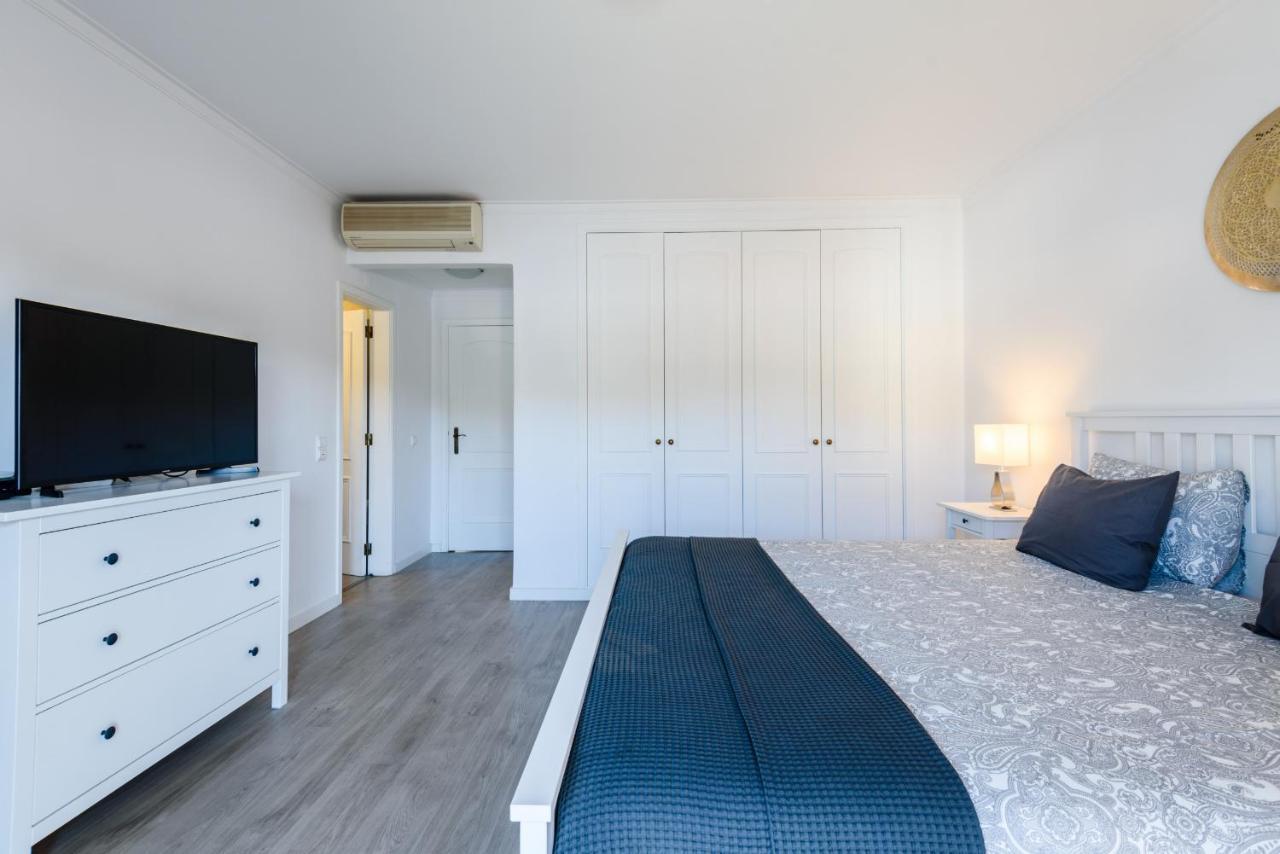Amazing Apartment In อัลบูเฟรา ภายนอก รูปภาพ